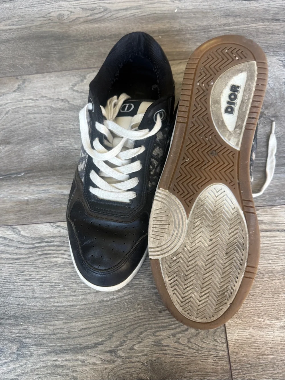 DIOR Men's B27 Low-Top Sneaker in Calfskin